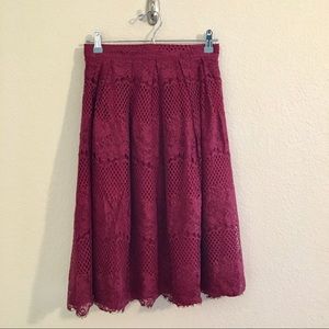 Lace midi skirt | burgundy